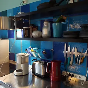  Apartment Budget